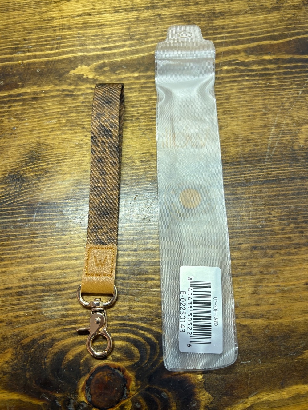 Walli brown floral key wristlet